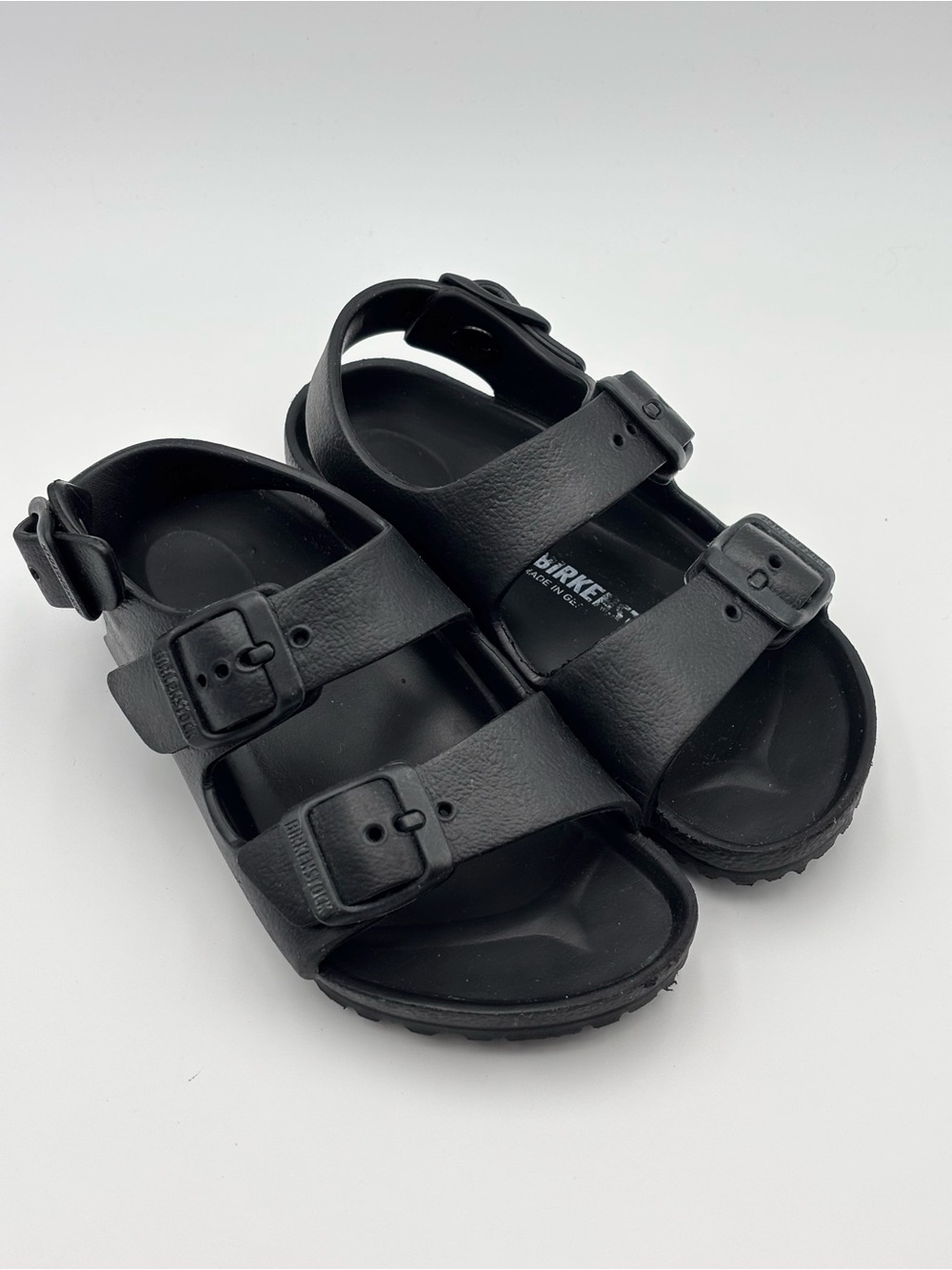 Birkenstock Black Milano Essentials Kids Sandals size 27 / 9-9.5